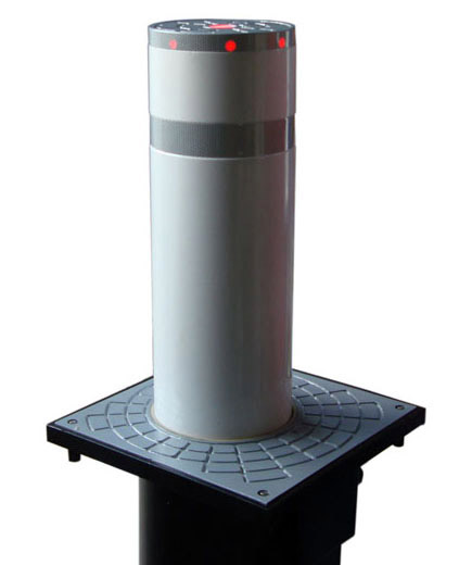 QBO-220CS750 / Pilona automática  en Acero al Carbón Onyx. Altura 750 mm diámetro 220 mm.